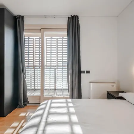 Giax Tower Luxury Oasis Apartment Milan Exterior photo